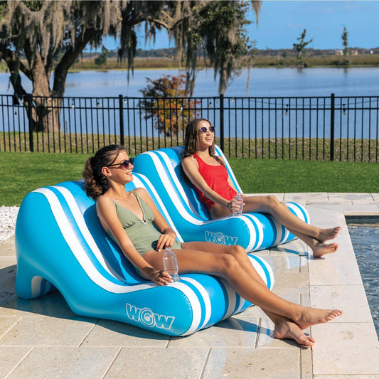 Splash-pad lounge chair