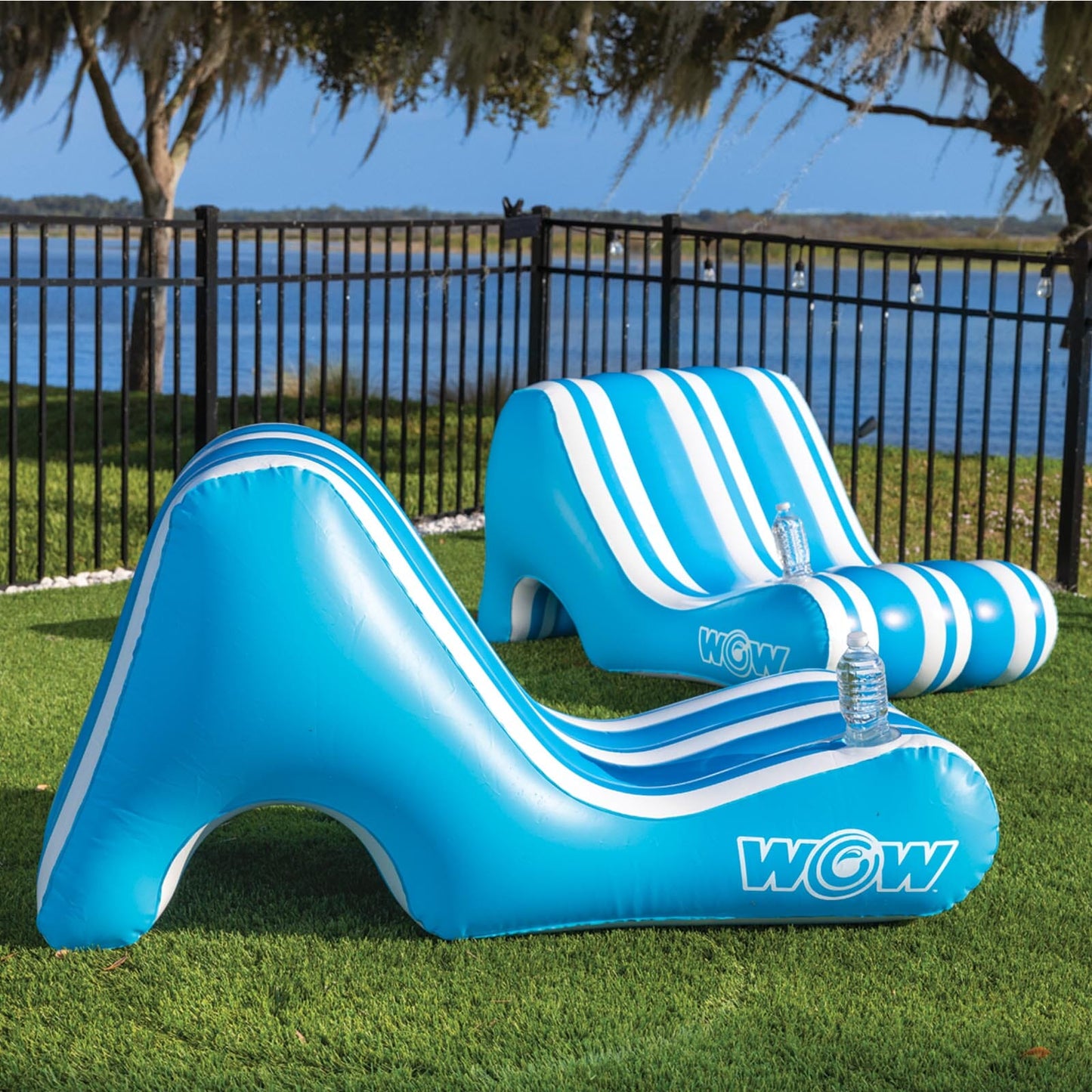 Splash-pad lounge chair