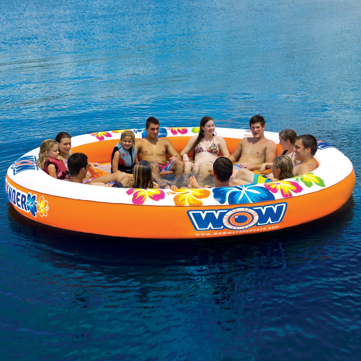Stadium Islander 12 Person