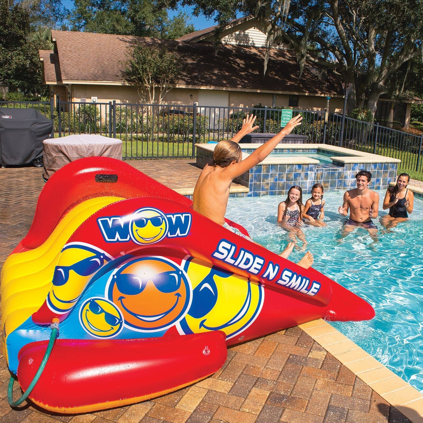 Slide N Smile Single Lane Pool Slide with Sprinkler