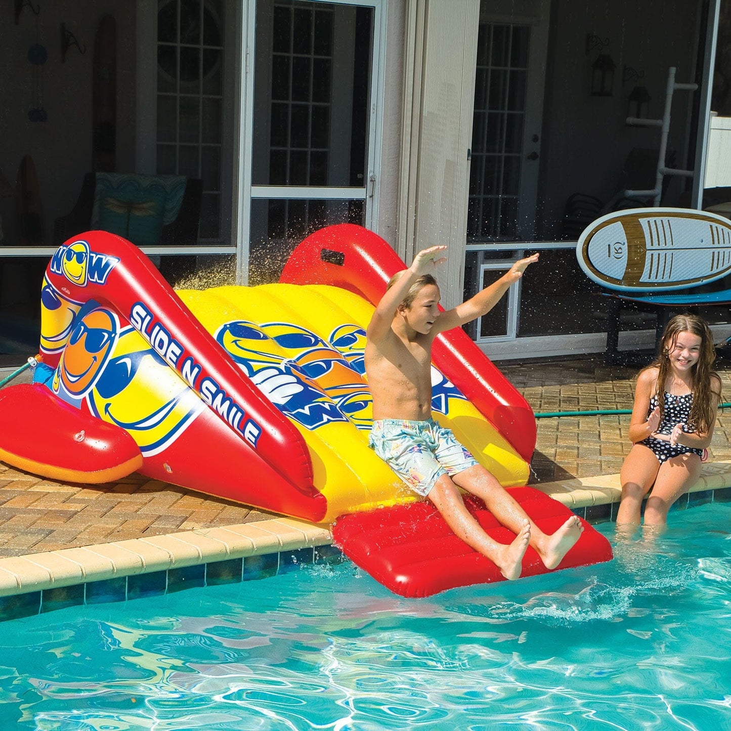 Slide N Smile Single Lane Pool Slide with Sprinkler