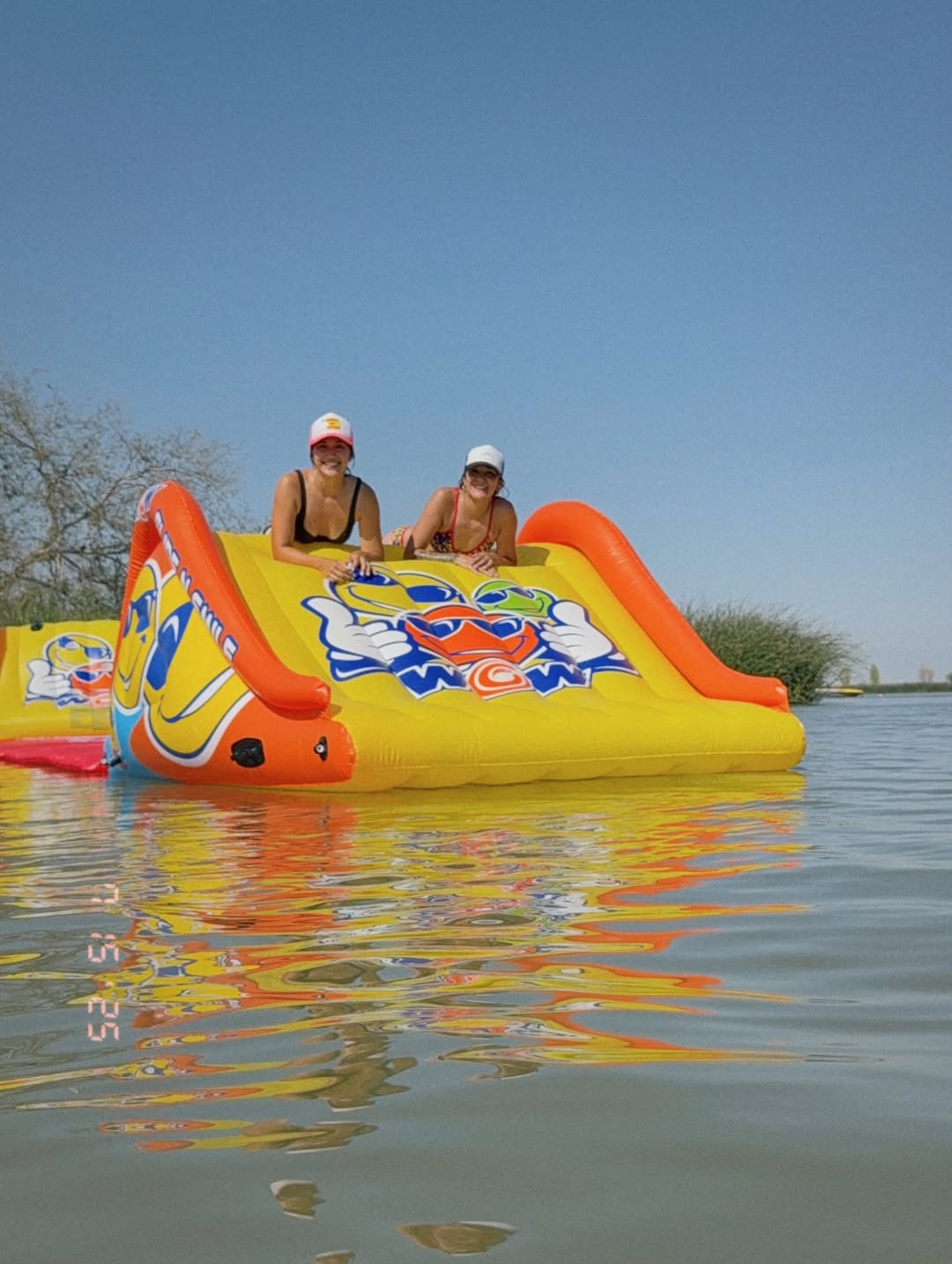 Inflatable Towable Tubes & Water Toys for Pools Backyards & Boating