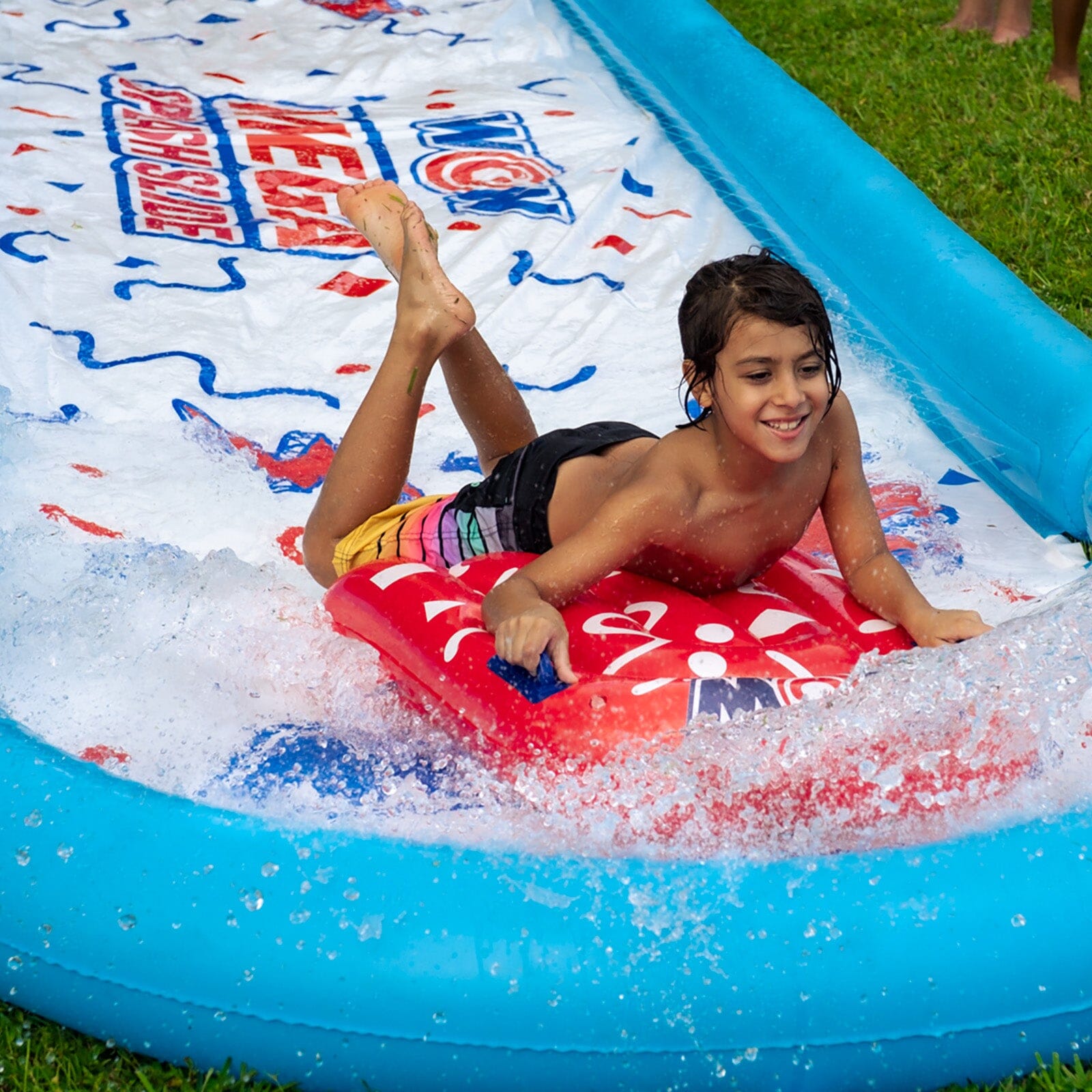 25' MEGA SLIDE W/ SPLASH POOL